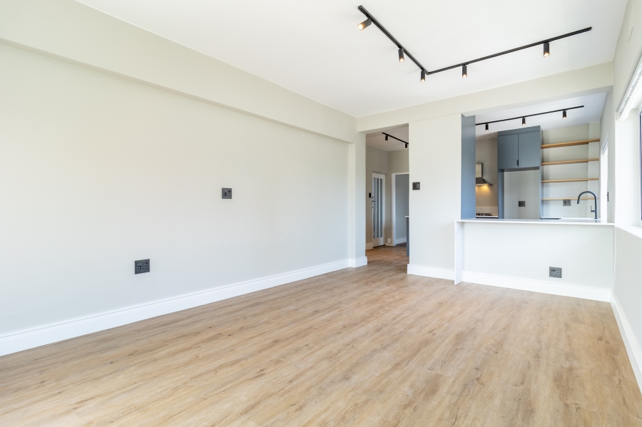 To Let 2 Bedroom Property for Rent in Sea Point Western Cape